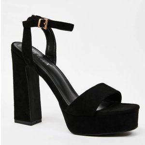 MIDNIGHT CURTAIN CALL PLATFORM HEELS - NWOT